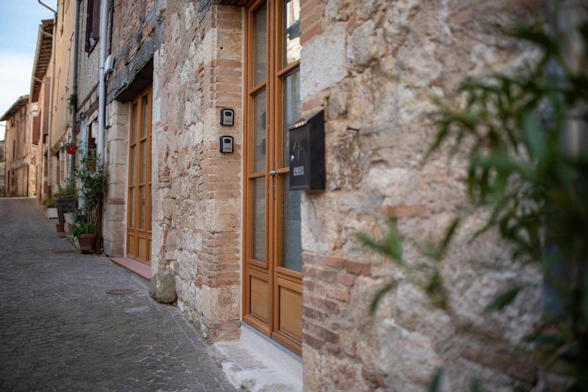 Les Portes De Castelnau Buitenkant foto